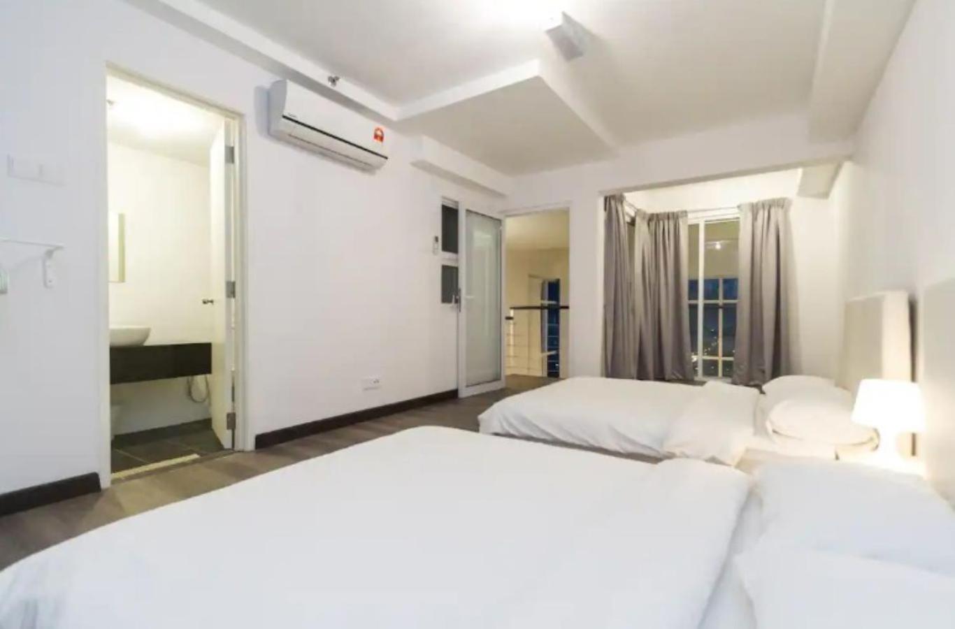 Maritime Suites Penang Jelutong Exterior photo